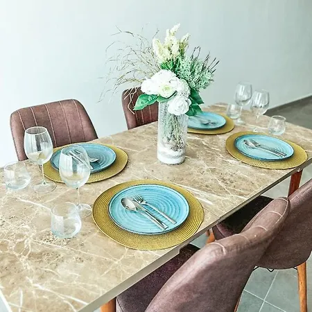 Pearl Point Apartament