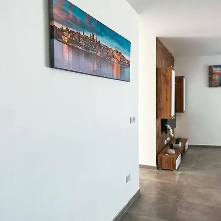 Pearl Point Apartament